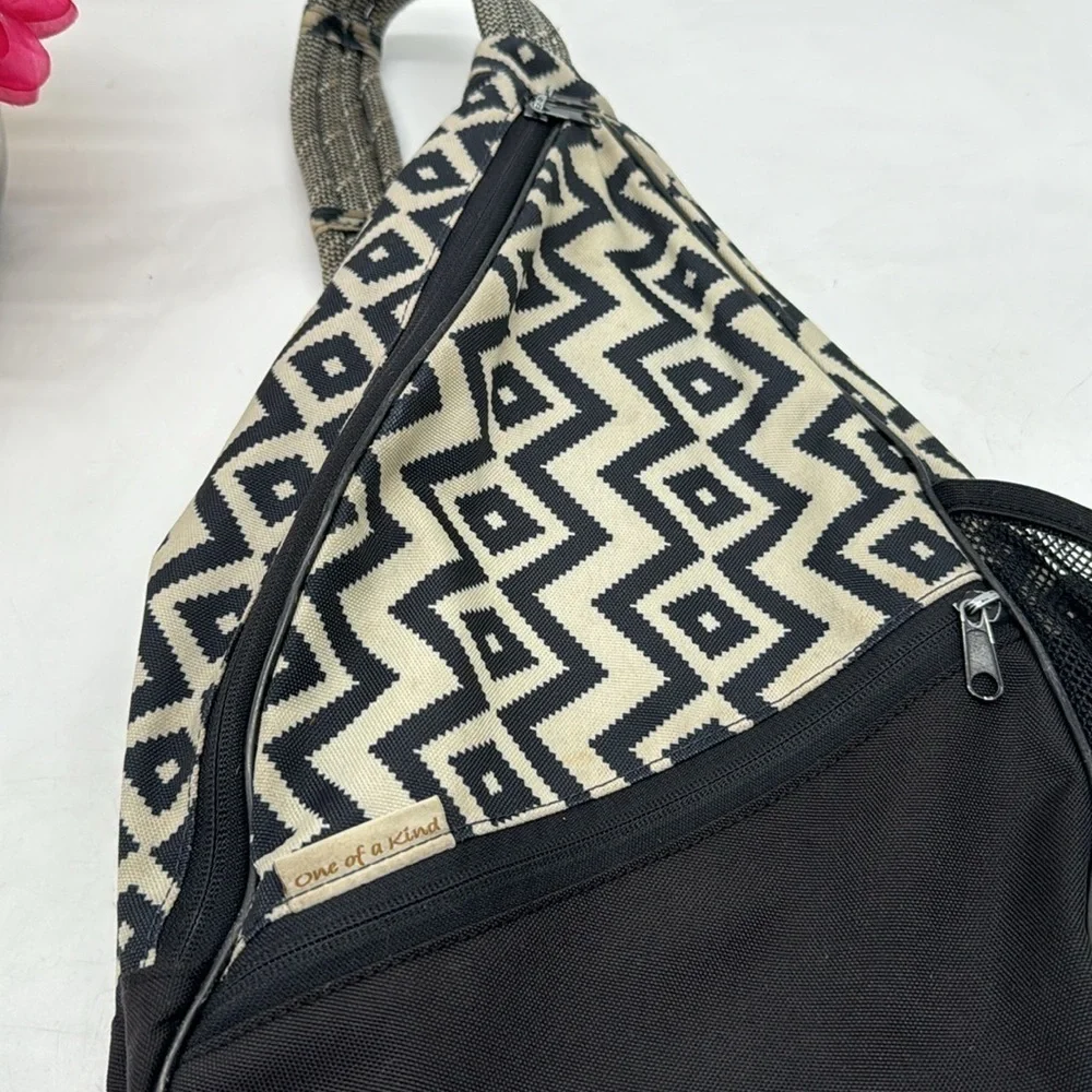 Kavu great preowned